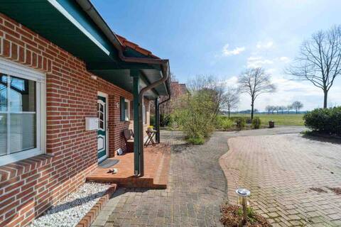 Paradise Emsland - Large holiday home to BE