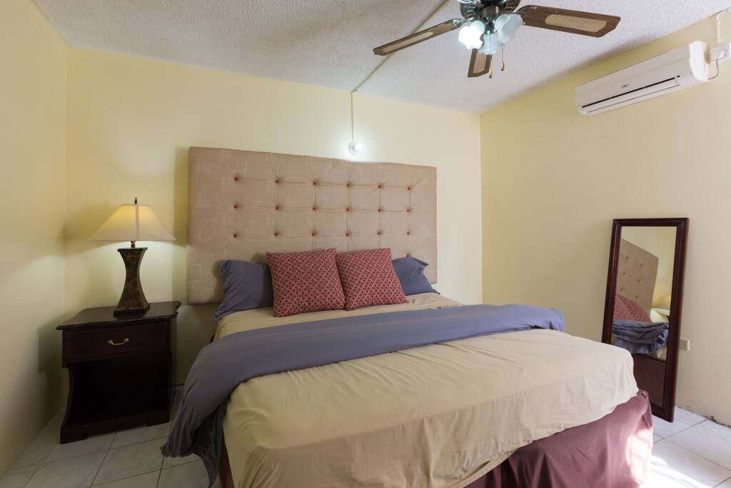 Bedroom w/ King Size Bed