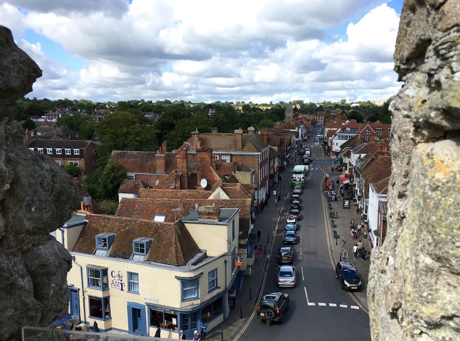 Cafes, restaurants and Westgate Gardens are a five-minute walk away