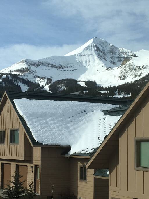 Condo sits right below Lone Peak. Strap your skis on, ski across the road to the poma lift and get up there!! You can't get much closer.