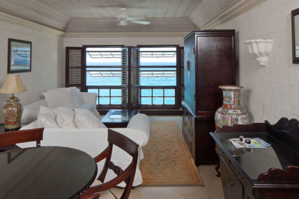 Relax in the Captains Room!