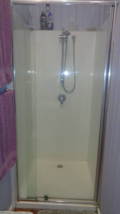 shower in ensuite