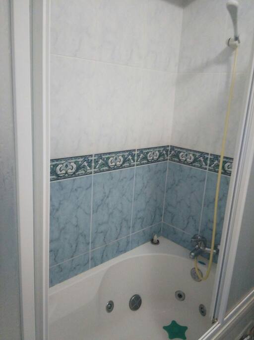 WC com banheira