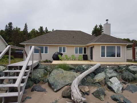 Youghall Beach! Relax, vacation, snowmobile
