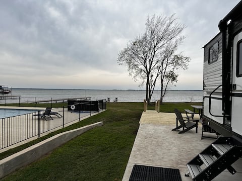 Spacious RV On Open Water Lot 54