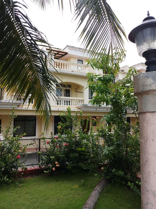 Front Villa View #2