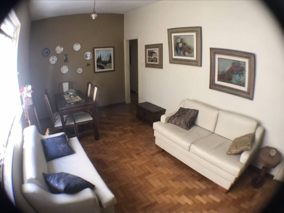 Sala de estar visão do outor lado