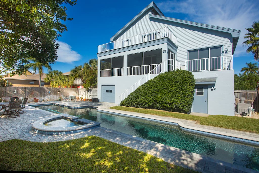 Outside living area with lap pool