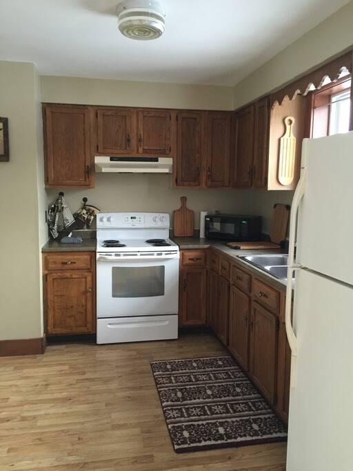 More kitchen
