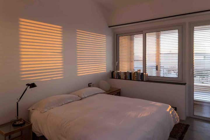 主卧位于主楼层 