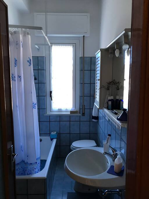 Bagno in esclusiva