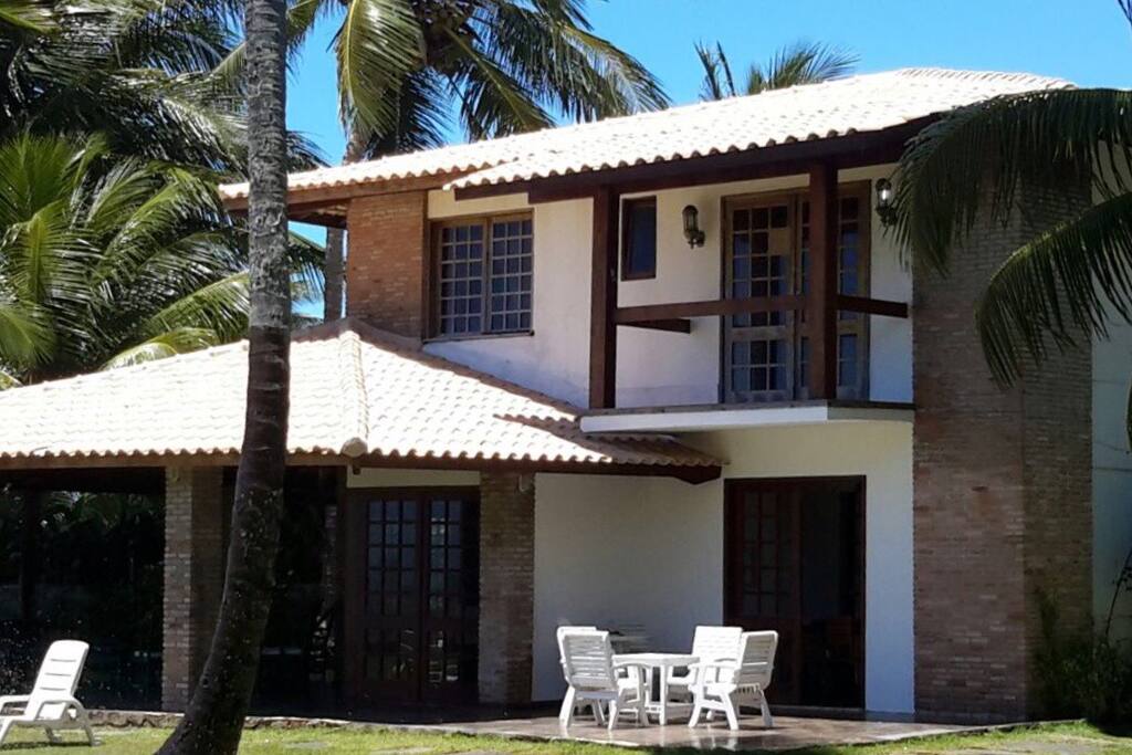 Uma deliciosa casa esperando por você e sua família.