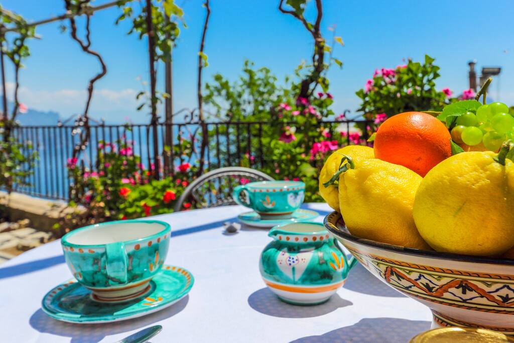 Terrazza esterna per colazione