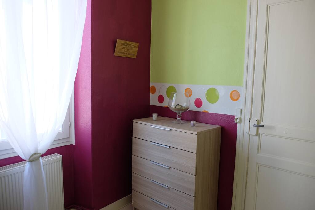 Commode à votre disposition
