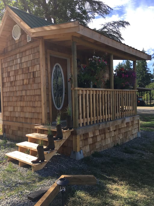 Western Shower House