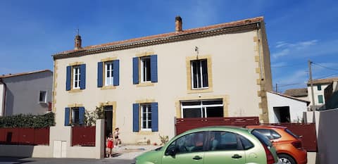 Large Provence village house 5 bedrooms BBQ garden
