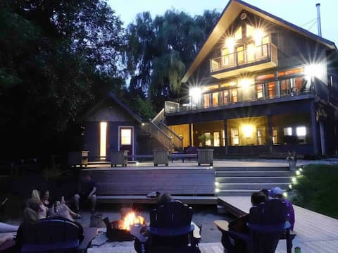 Mountainview Lakehouse
4000+sf 4 floors 3 kitchens