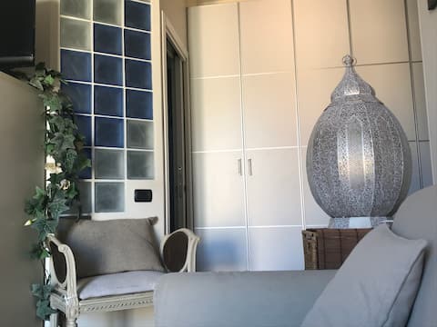 Popular Airbnb listing: ❤️Heart of Menton! Lovely flat near the sea in Menton
