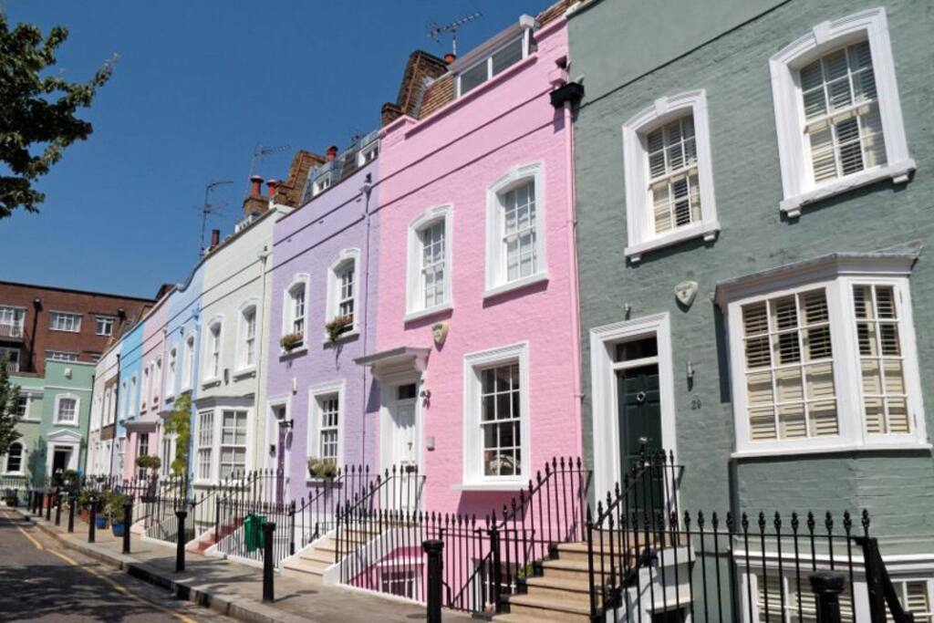 The beautiful colourful houses of Chelsea