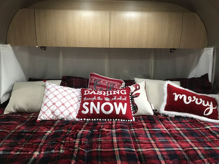 Sleep on a custom Brooklyn Bedding king mattress that’s professionally cleaned and kept fresh for every guest.