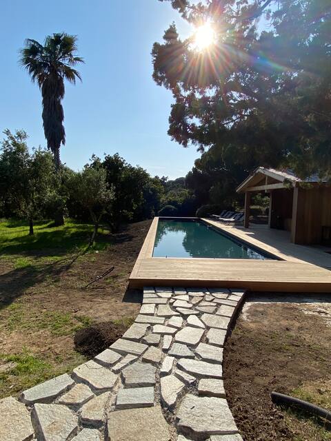 Domaine de Sperone House with pool and sea view
