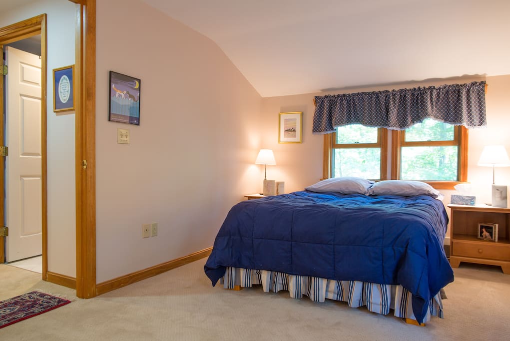 Double bed in guest room