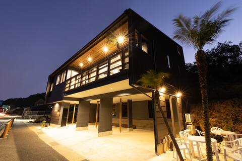 Do as Awaji   ビーチが目の前の1棟貸し切りの別邸です🌴