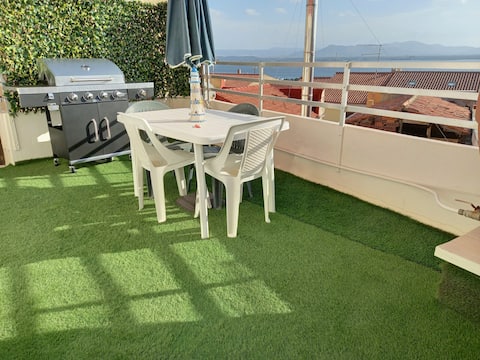 Top Airbnb: Ultramarine Blue House in Sant'antioco
