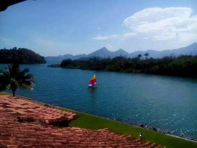 Angra dos reis / praia privativa / porto Bracui/