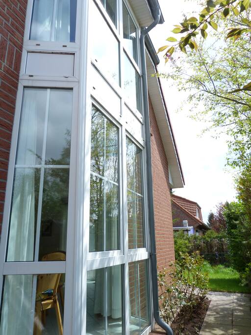 Seitenansicht des Hauses