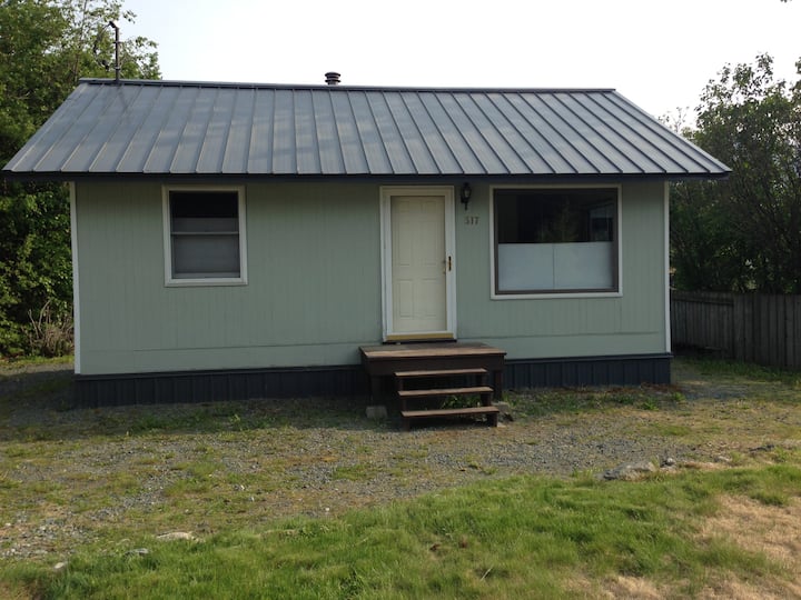 House with RV and camping yard with firepit. Houses for Rent in Haines, Alaska, United States