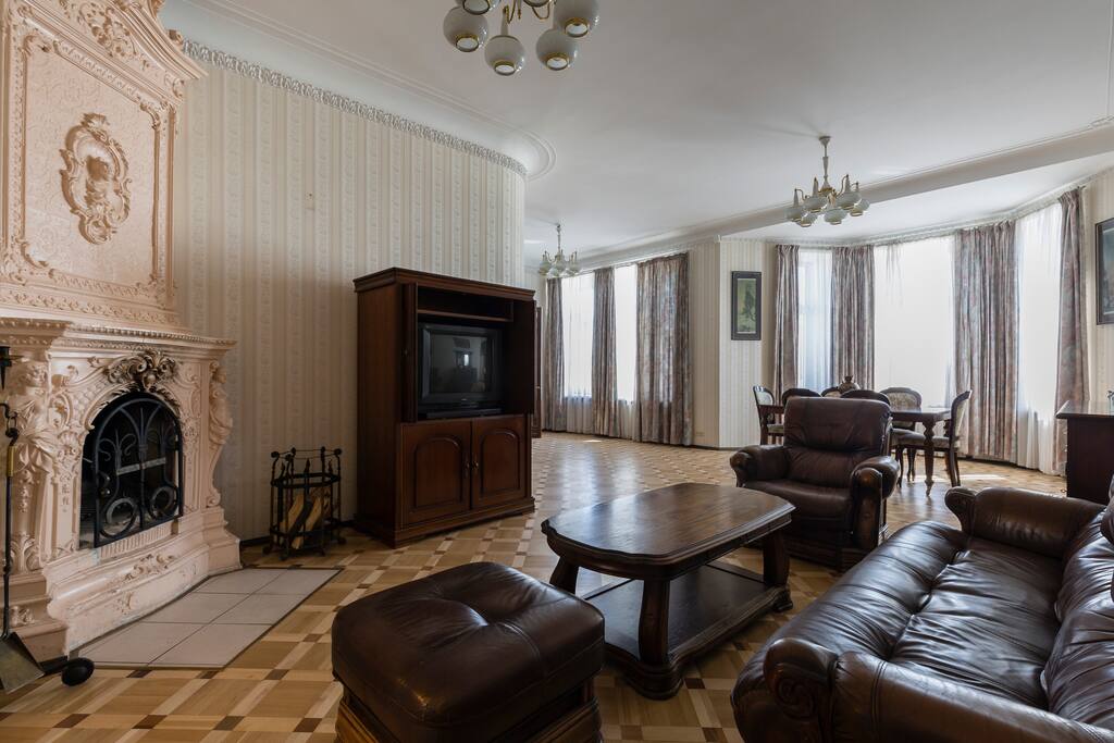 Sunny livingroom
