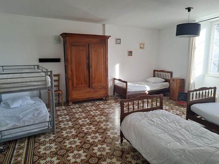 საძინებელი 2