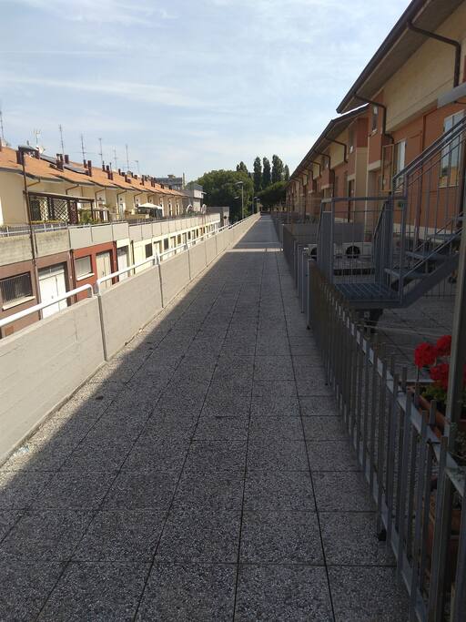 Viale d'ingresso