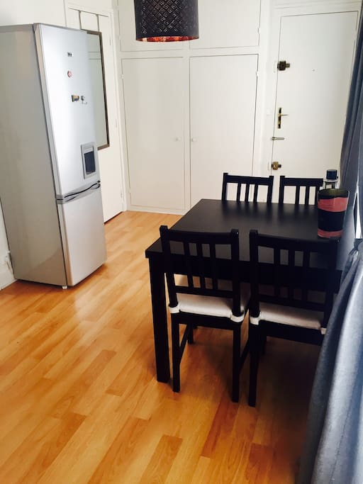 Extendable dining table and big fridge