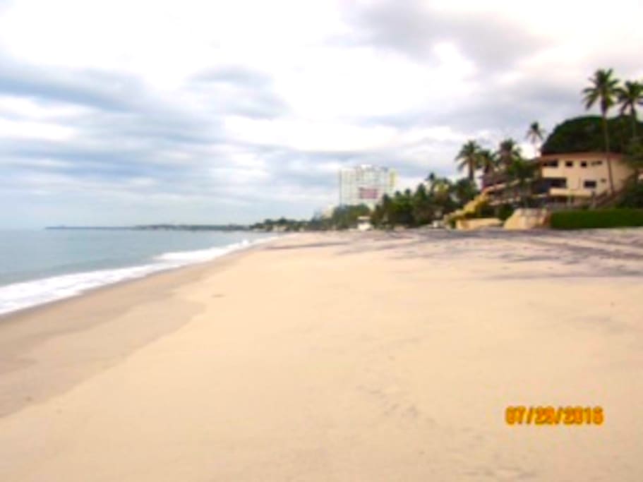 Playa Coronado, private gated community