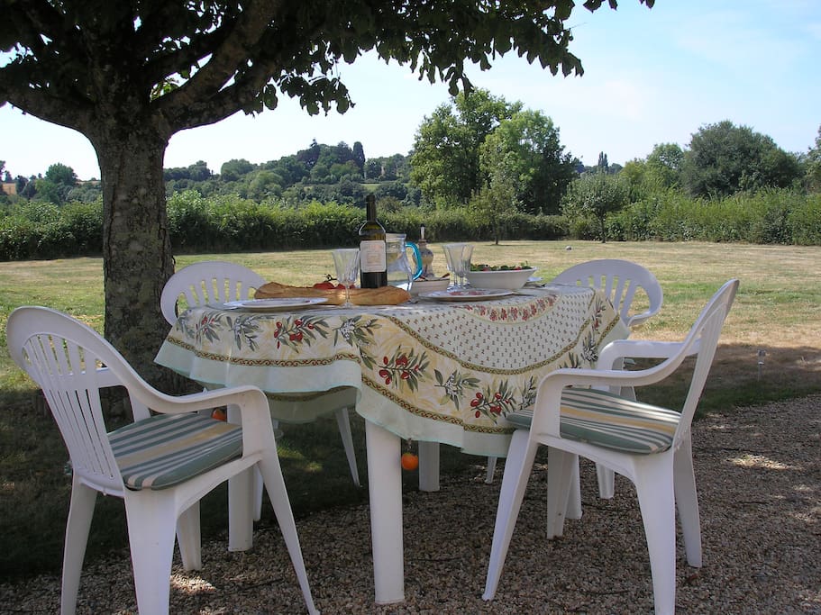 Lunch in the garden