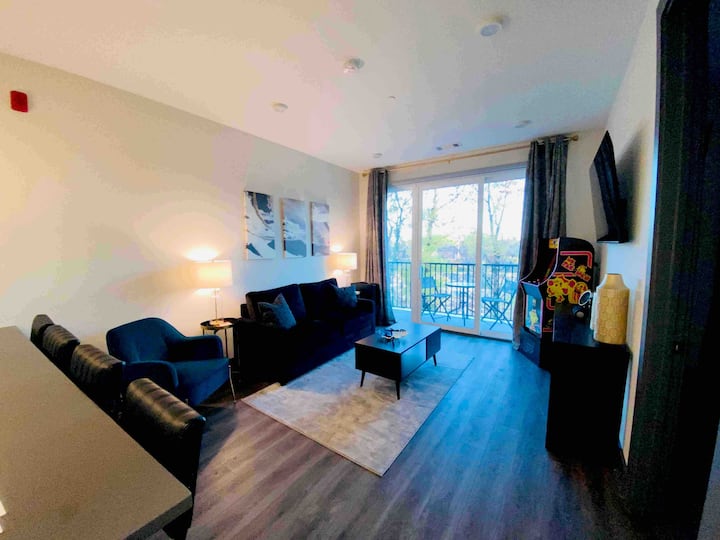 Muse Walk to Broadway, Ascend, Titans Stadium Condominiums for Rent
