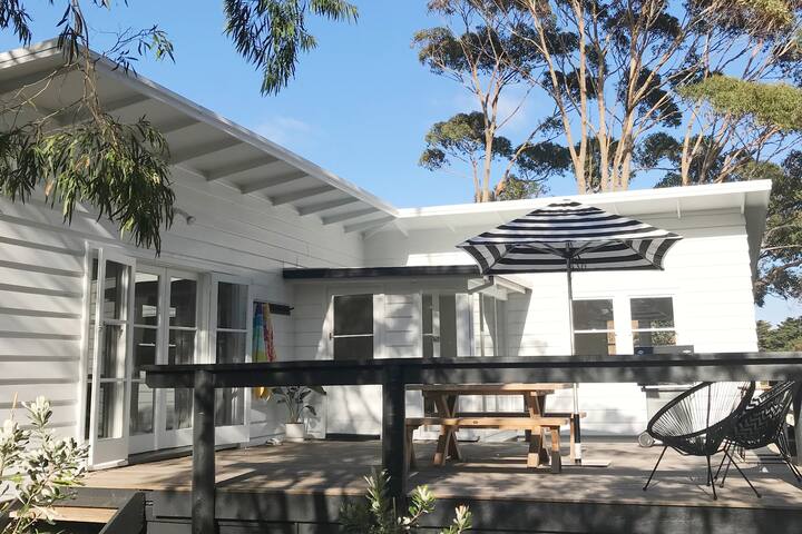 Portsea Getaway – 5min walk to Beach & Portsea Pub