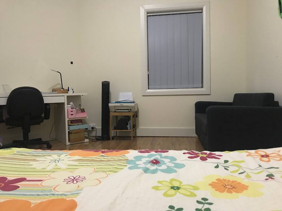 Maximum for 4 People with Floor Mattress and Sofa bed.