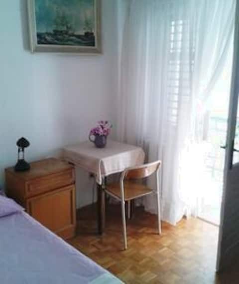 Guest House Porobic: single room with balcony