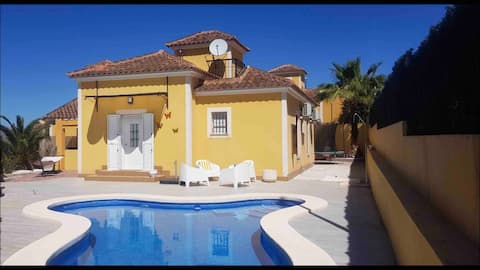 Villa Estrella-private pool - hottub (Nov-April)