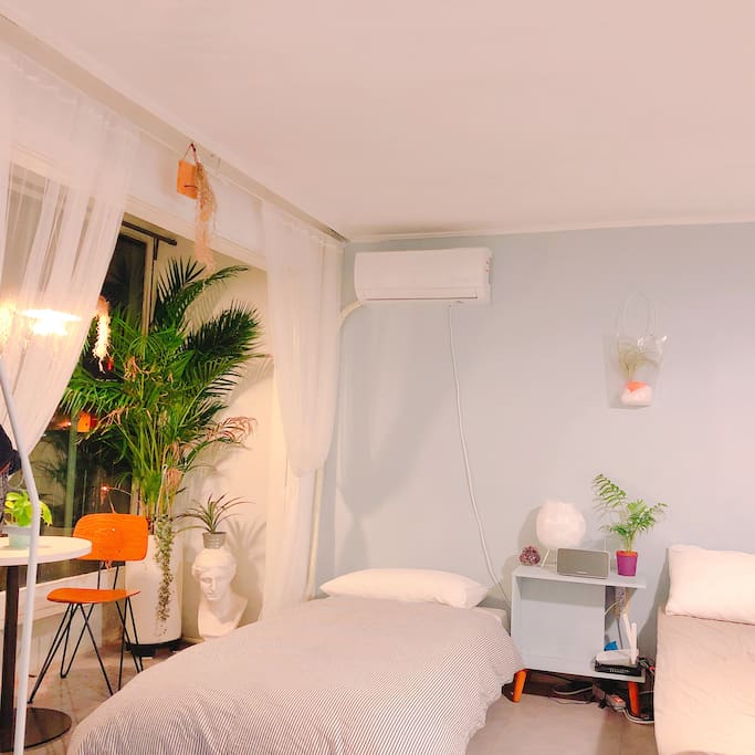 Single bed