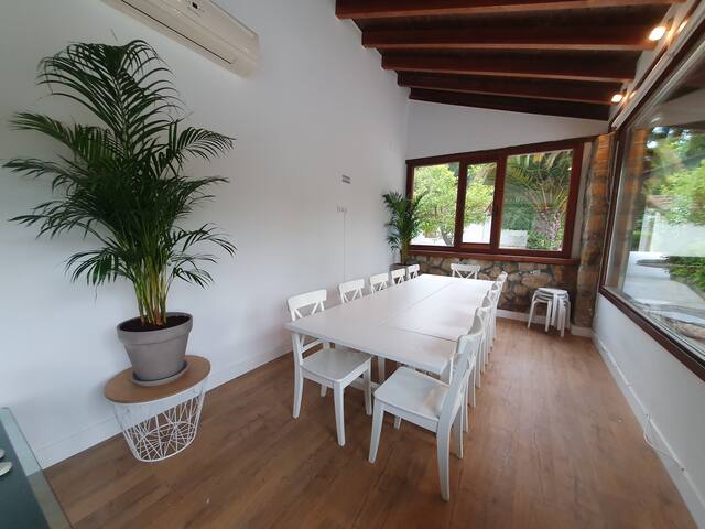 Dreams and friends on the coast of Bilbao. gallery image 5