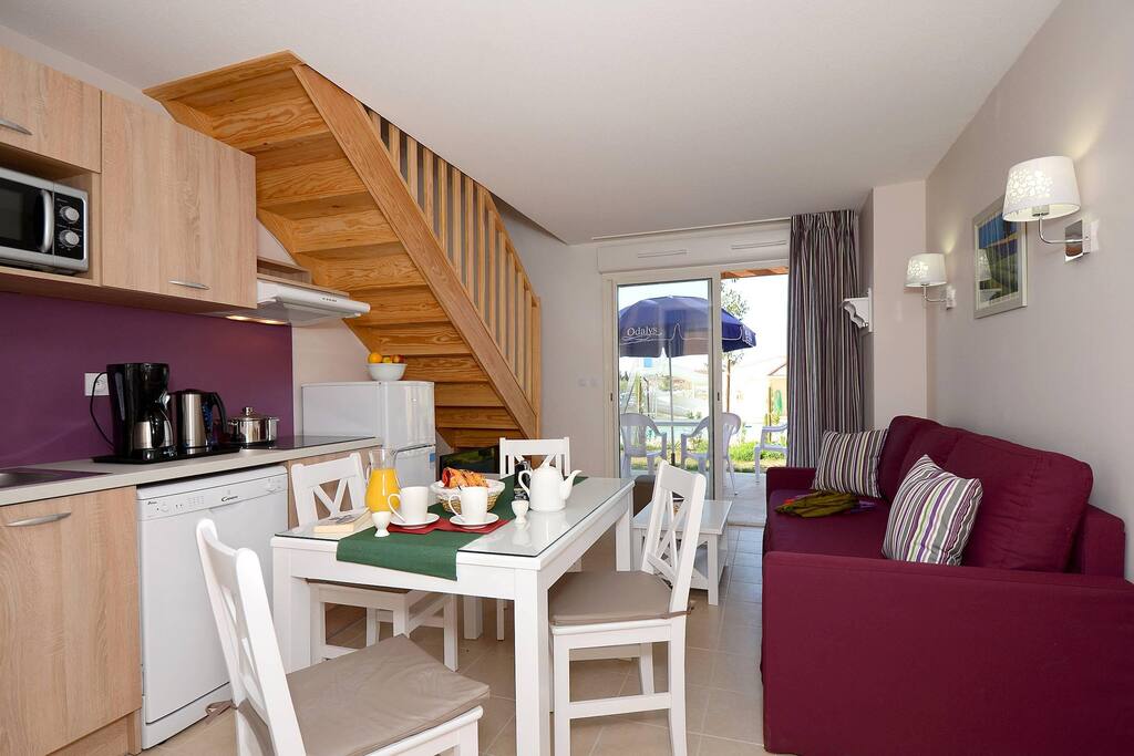 tmp42BF_location-le-paradou-re