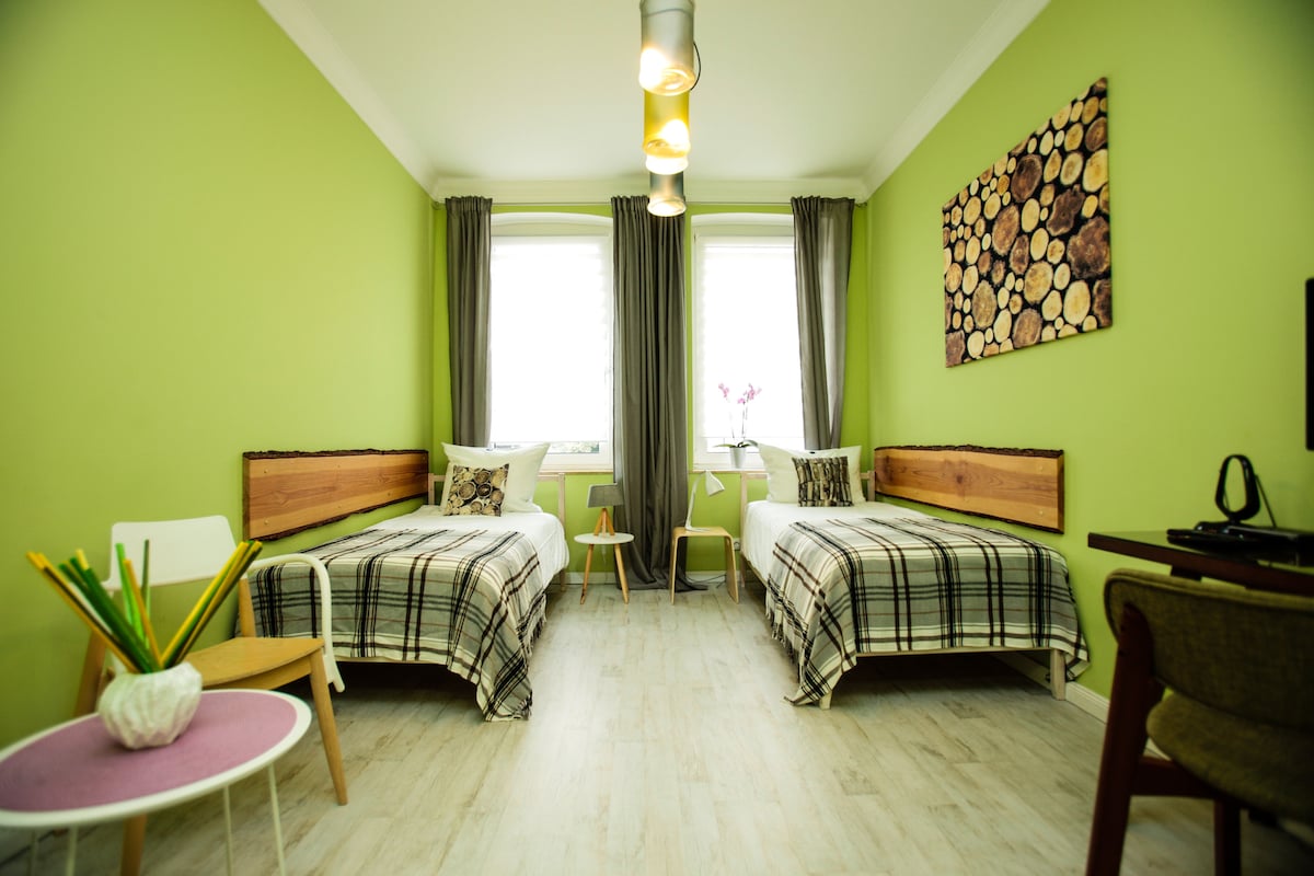 Top Airbnb: 3 Apples Design Apartment 7 in Ostviertel