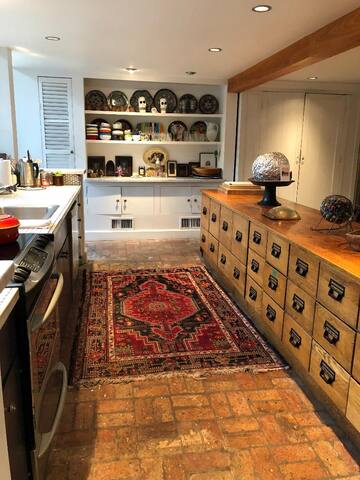 Fab Frenchmen Maison on the Park gallery image 4