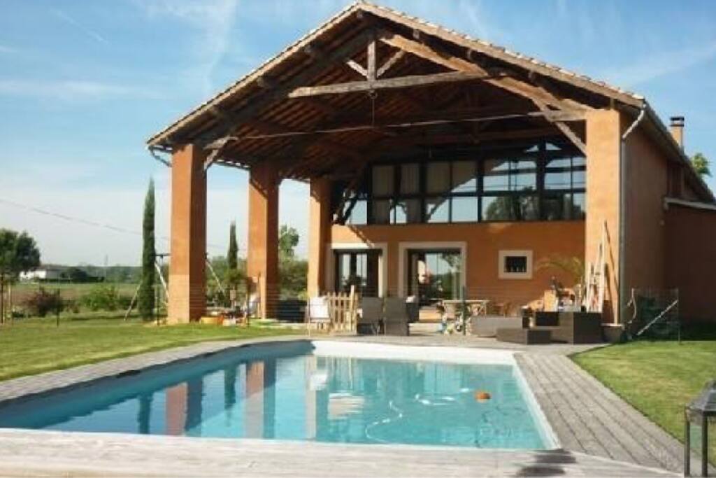 Piscine terrasse d'été