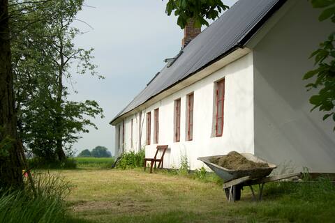 Big old farmhouse in Österlen close to the sea