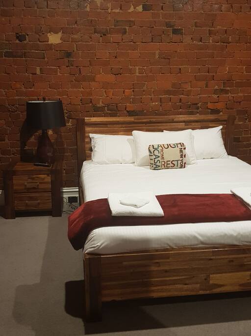 king size bed